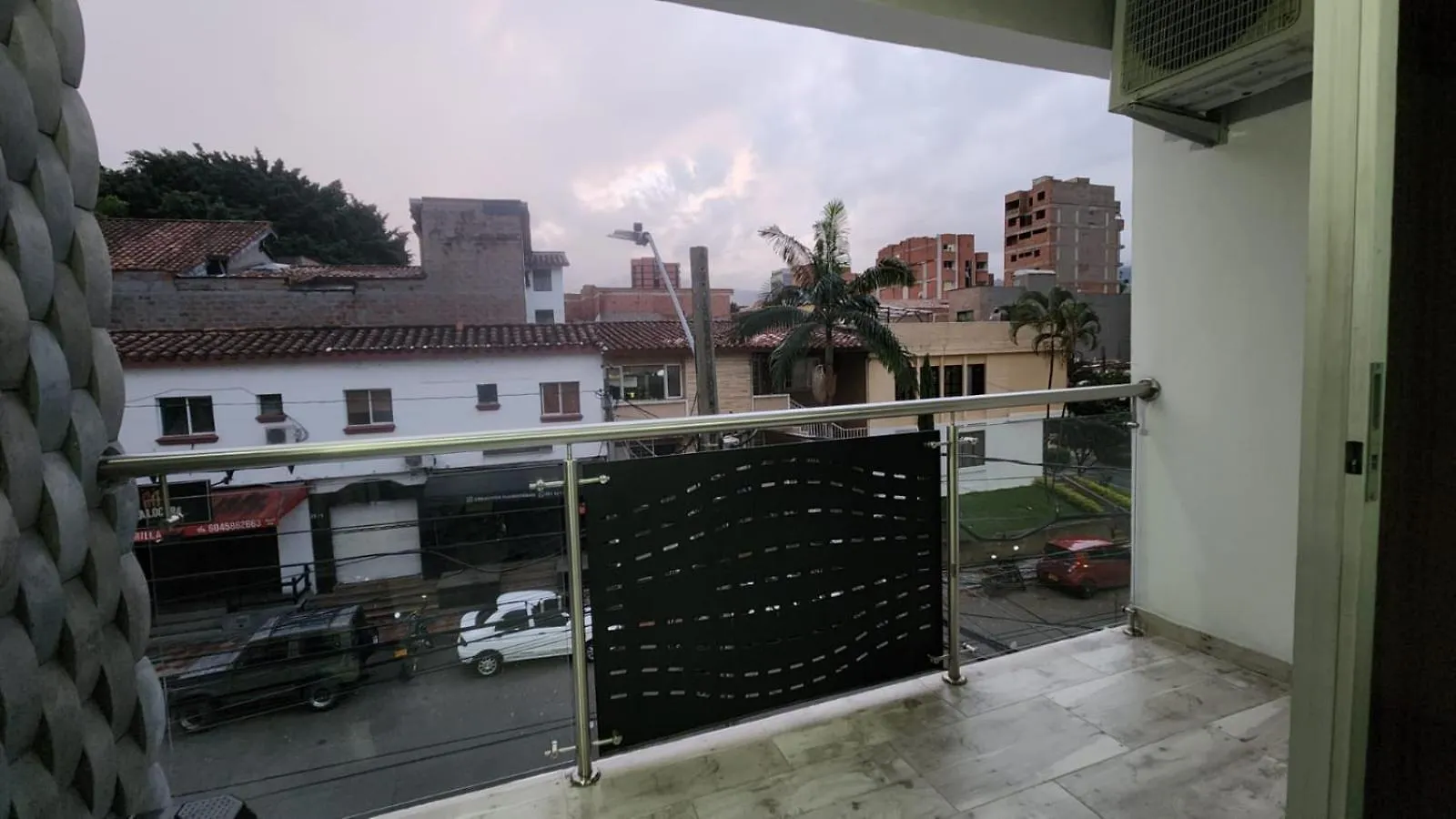 Moderno Y Nuevo Aparta Estudio En Laureles Medellin