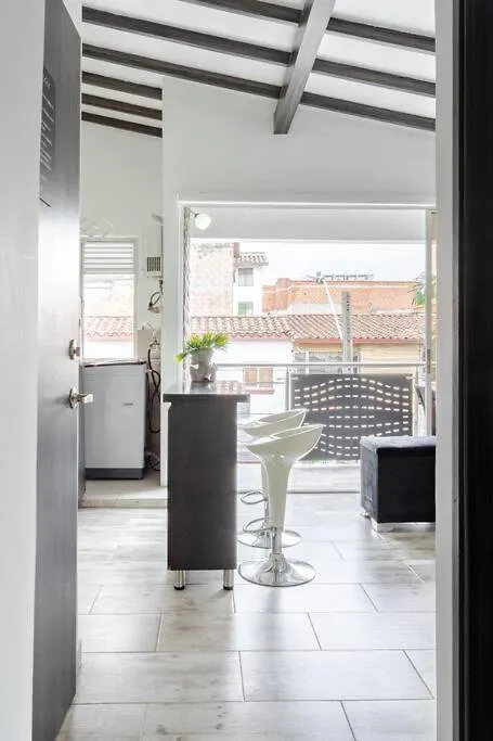 Apartamento Moderno Y Nuevo Aparta Estudio En Laureles Medellín